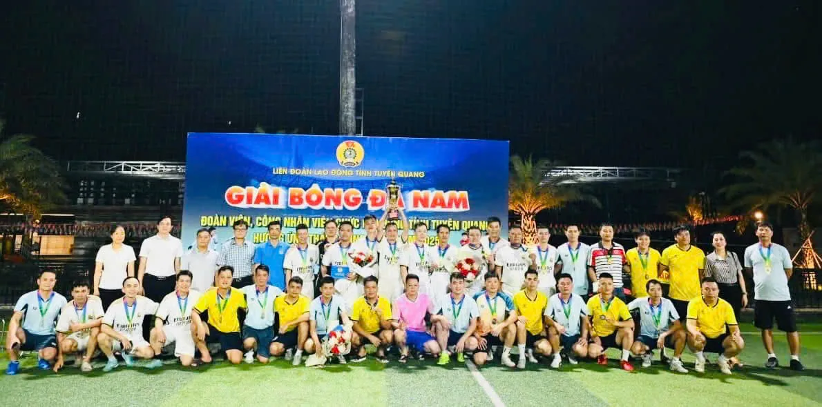 Thumbnail Tổng kết trao giải bóng đá Nam Liên đoàn lao động tỉnh