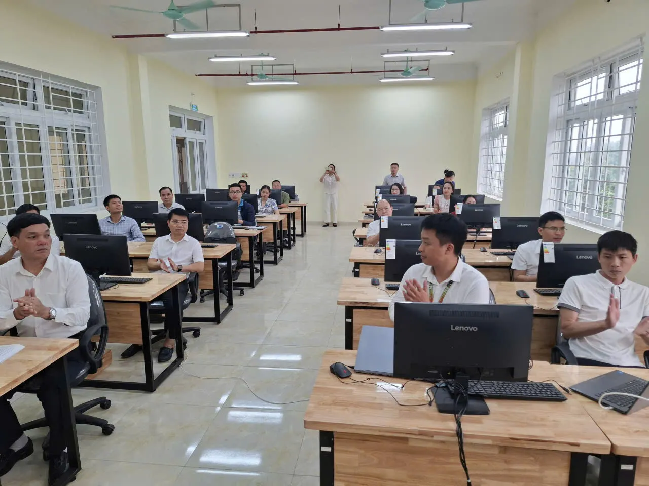 Thumbnail Tập huấn khai thác, sử dụng phần mềm nâng cao, đáp ứng yêu cầu chuyển đổi số trong Giáo dục nghề nghiệp tại trường Cao đẳng Tuyên Quang