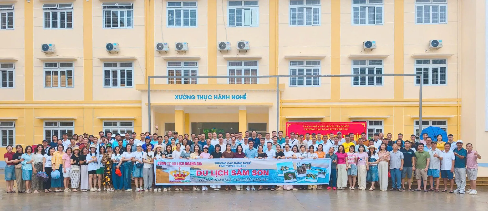 Thumbnail Tham quan, học tập hè năm 2026