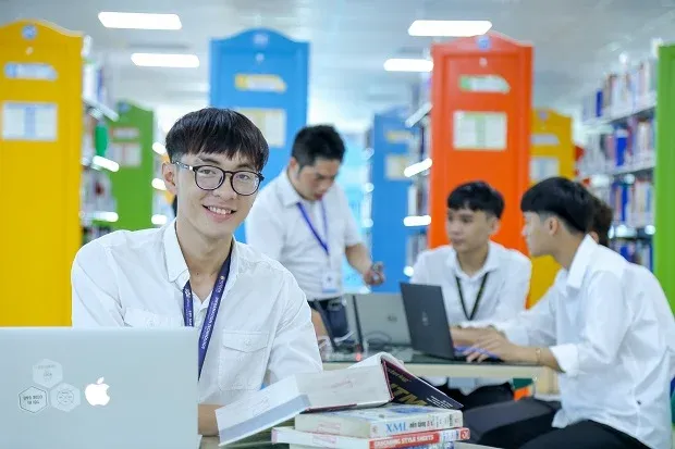 Thumbnail Ban hành quy định ứng dụng công nghệ trong giáo dục đại học, giáo dục nghề nghiệp